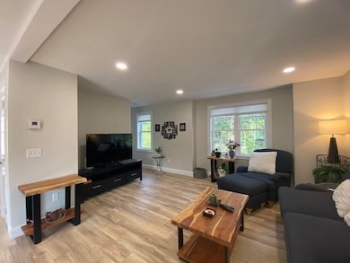 152 W Main St unit A, Millbury, MA 01527 - photo 5