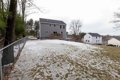 12 Pitarys Dr, Nashua, NH 03062 - photo 6