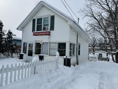 324 S 15th St, Niles, MI 49120 - photo 2