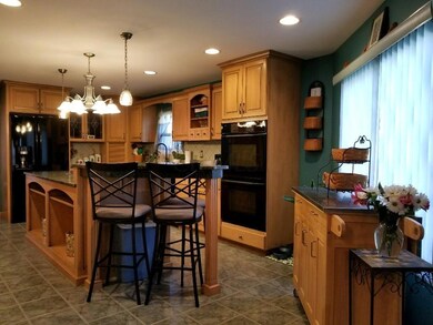 6 Kitchen 1