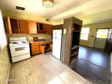 1967 Ryar Rd, Jacksonville, FL 32216 - photo 4