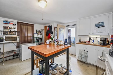 106 Rockwell St, Winsted, CT 06098 - photo 2