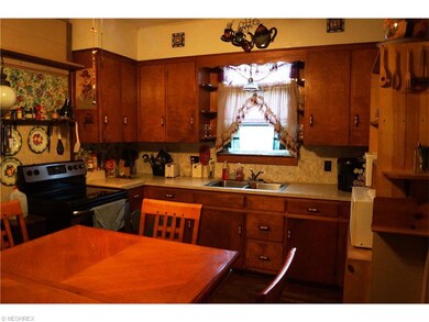 WOOD CABINETS WITH LOTS OF STORAGE