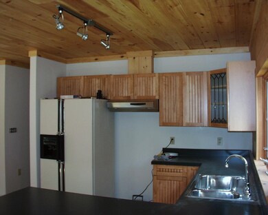 603 Wiley Mountain Dr, Readsboro, VT 05350 - photo 4