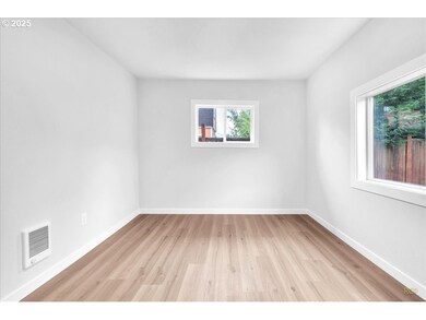 328 18th Ave, Longview, WA 98632 - photo 4