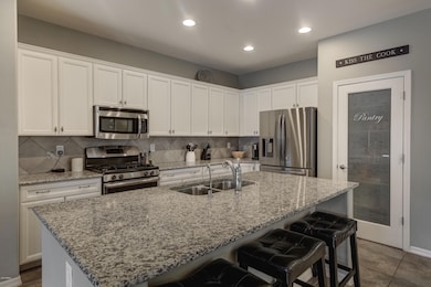 1525 W Apricot Ave, San Tan Valley, AZ 85140 - photo 2