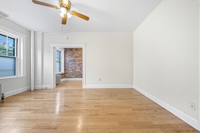 4 Crawford St unit 4, Cambridge, MA 02139 - photo 5