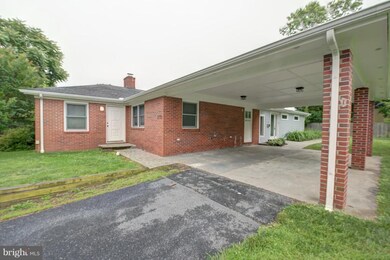 219 Calvert St, Chestertown, MD 21620 - photo 5