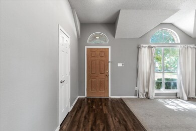 6105 Cliffbrook Dr, North Richland Hills, TX 76180 - photo 4