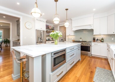 17 Elinor Cir, Waltham, MA 02452 - photo 7