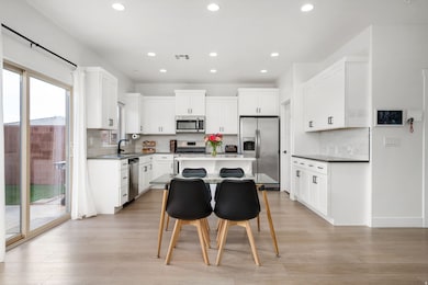 617 S Malorie Way, Ivins, UT 84738 - photo 5