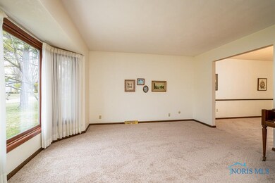 Living Room w/Bay Window & New Carpeting
