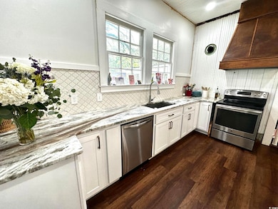 124 Orange St, Georgetown, SC 29440 - photo 7