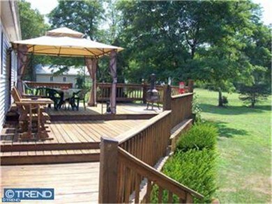 710 Courses Landing Rd, Penns Grove, NJ 08069 - photo 6