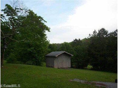 3906 Earnhardt Rd, Asheboro, NC 27205 - photo 3