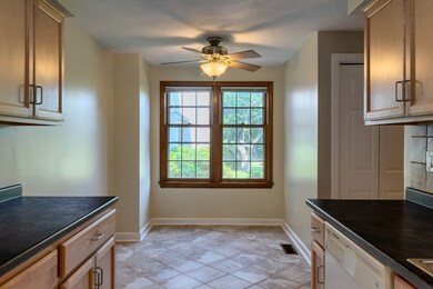 68 Apache Way, Tewksbury, MA 01876 - photo 5