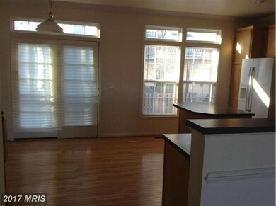 9114 Kelford Ct, Lorton, VA 22079 - photo 7