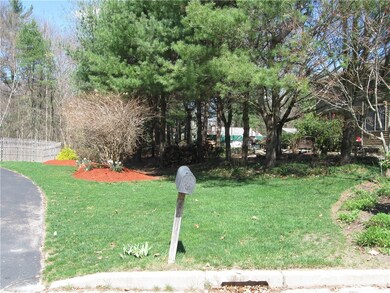 3 Magnolia Cir, Greenville, RI 02828 - photo 7