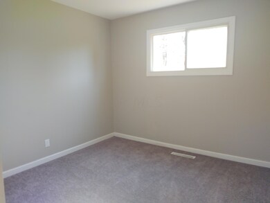 4427 Allen Dr, Columbus, OH 43213 - photo 6