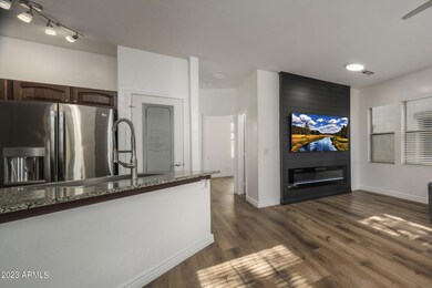 9-web-or-mls-HUB02398