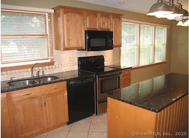 28 Lloyd Rd, Waterford, CT 06385 - photo 6