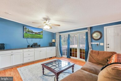 1091 Mitchem Ln, Hedgesville, WV 25427 - photo 5