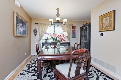 8225 Mason Ave D Winnetka CA-large-012-0