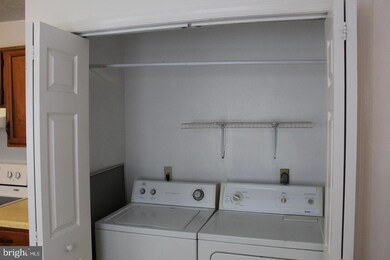 912 E Cork St, Winchester, VA 22601 - photo 6