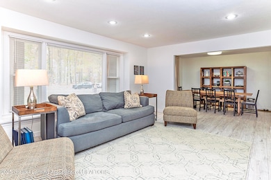 6327 Skyline Dr, East Lansing, MI 48823 - photo 5