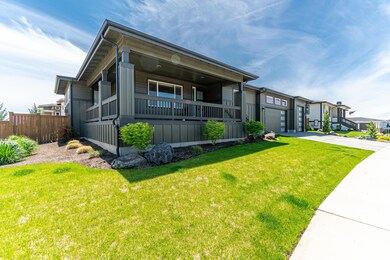 4324 SW Zenith Ave, Redmond, OR 97756 - photo 2