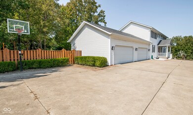 684 S Smith Rd, Bloomington, IN 47401 - photo 2