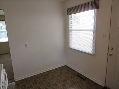 Eat in Kitchen/Dining Area