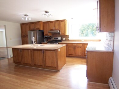 18 Watersedge Dr, Nashua, NH 03063 - photo 7