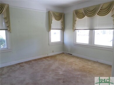 Dining room with lots of lighting