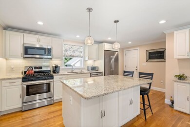 105 Brewster Rd, Waltham, MA 02451 - photo 7