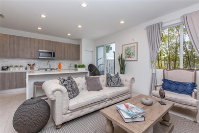 10280 NW 72nd St, Doral, FL 33178 - photo 6