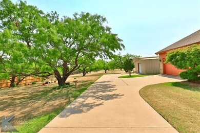 7949 Drovers Ln, Abilene, TX 79602 - photo 6