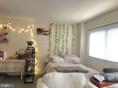 River West Condominiums unit 726, Philadelphia, PA 19103 - photo 5