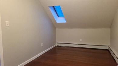 693 Russells Mills Rd unit G, South Dartmouth, MA 02748 - photo 6