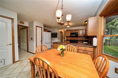 8035 Monterey Dr, Willoughby, OH 44094 - photo 6