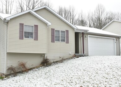 13662 Wesley Dr, Logan, OH 43138 - photo 3