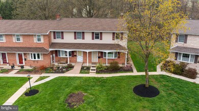 157 Popodickon Dr unit 91, Boyertown, PA 19512 - photo 2