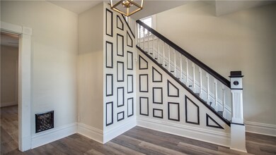 426 W 8th Ave, Tarentum, PA 15084 - photo 4