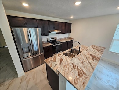 1640 Strathmore Cir, Mount Dora, FL 32757 - photo 7