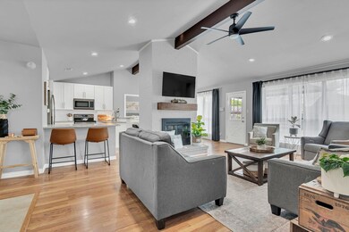 2020 Cedar Grove Ln, Bedford, TX 76021 - photo 4