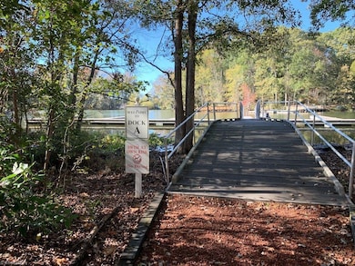 Short walk to deeded boat slip