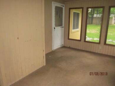 MR-1965sunporch