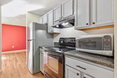 72 Patrick Rd unit 72, Tewksbury, MA 01876 - photo 4