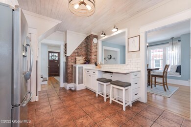 1111 Regent St Niskayuna NY mls-14