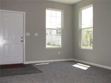 2518 Shadow Bend Dr, Columbus, IN 47201 - photo 4